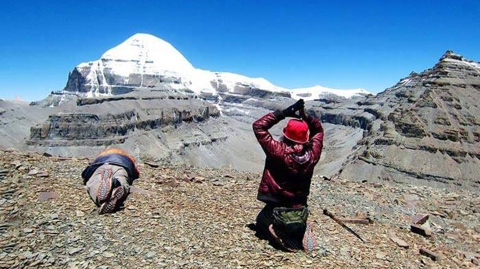 Bí ẩn núi Kailash, thánh địa bất khả xâm phạm nơi cao nguyên Thanh Tạng