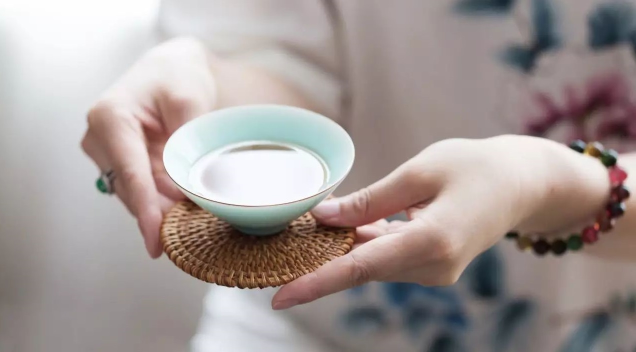 Đời người không thể cầu như ý, chỉ một nửa cũng đáng thỏa lòng